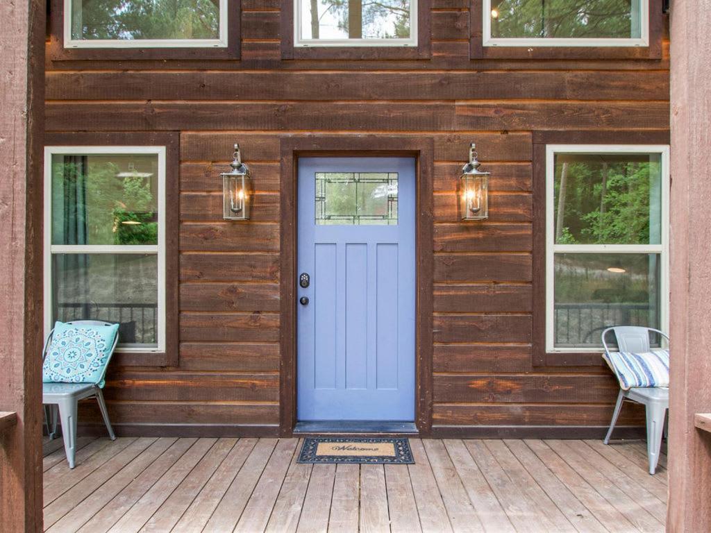 Stunning Luxury Cabin W Hot Tub And Fire Pit Holy Shiplap Is Perfect Romantic Couples Getaway Broken Bow Exterior photo